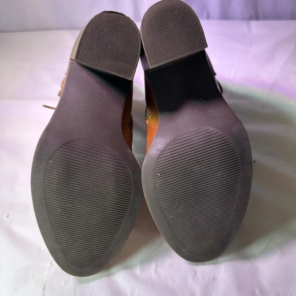 Shoe Dazzle Brown Ankle Booties Tan Size 7 - Image 10