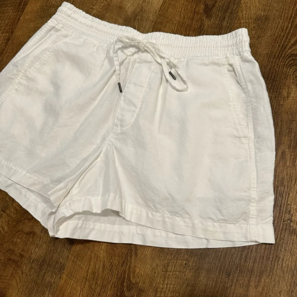 GAP Womens Linen Cotton Blend Shorts Sz Medium White Relaxed Stretch Waist - Image 3