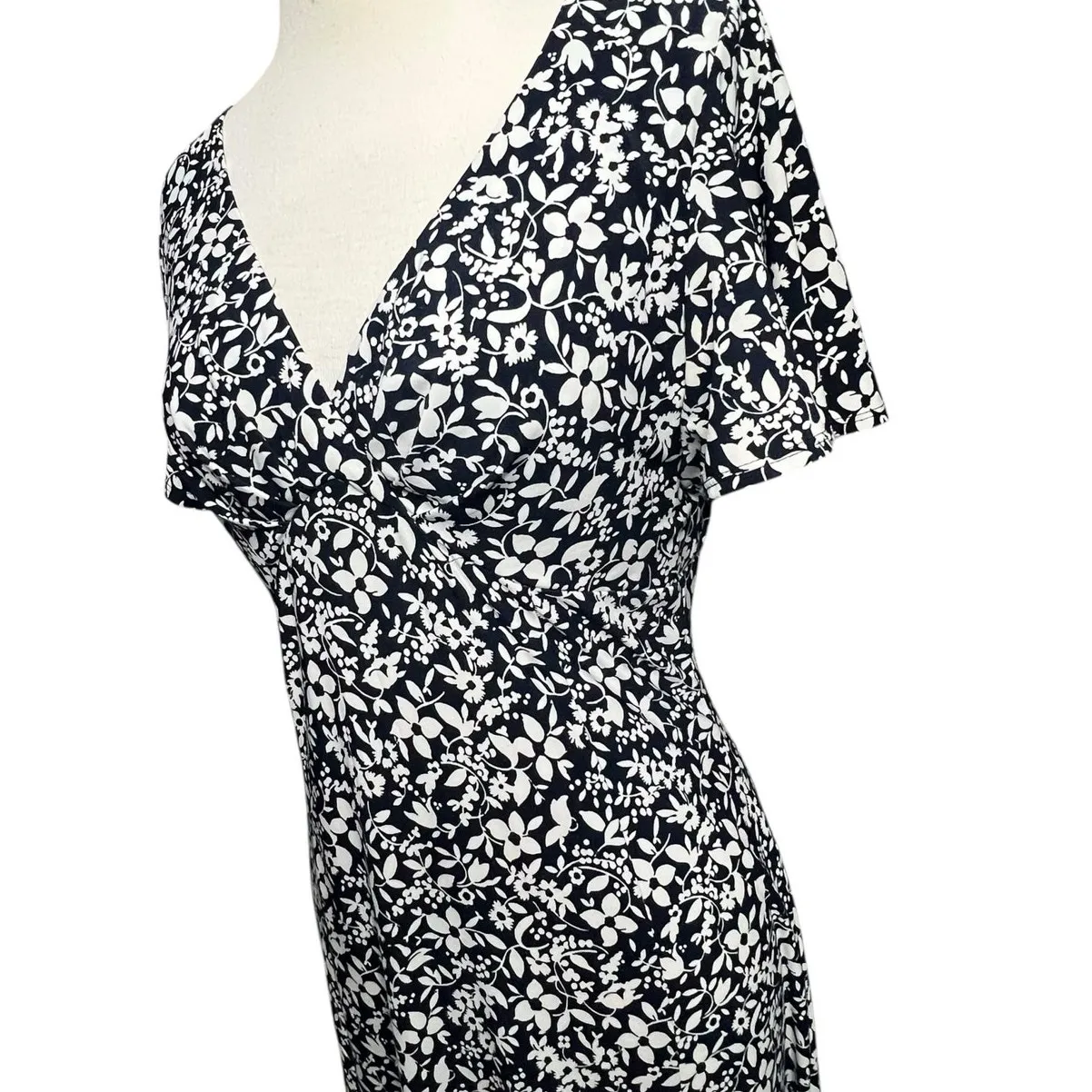 Chaps Blue White Floral Midi Dress M Empire Waist A Line Jersey Stretch Cottage - Image 2