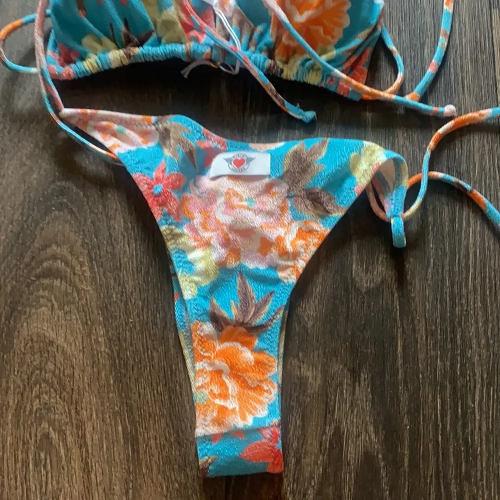 Carlotta Bikini Top & Bottom - Image 7