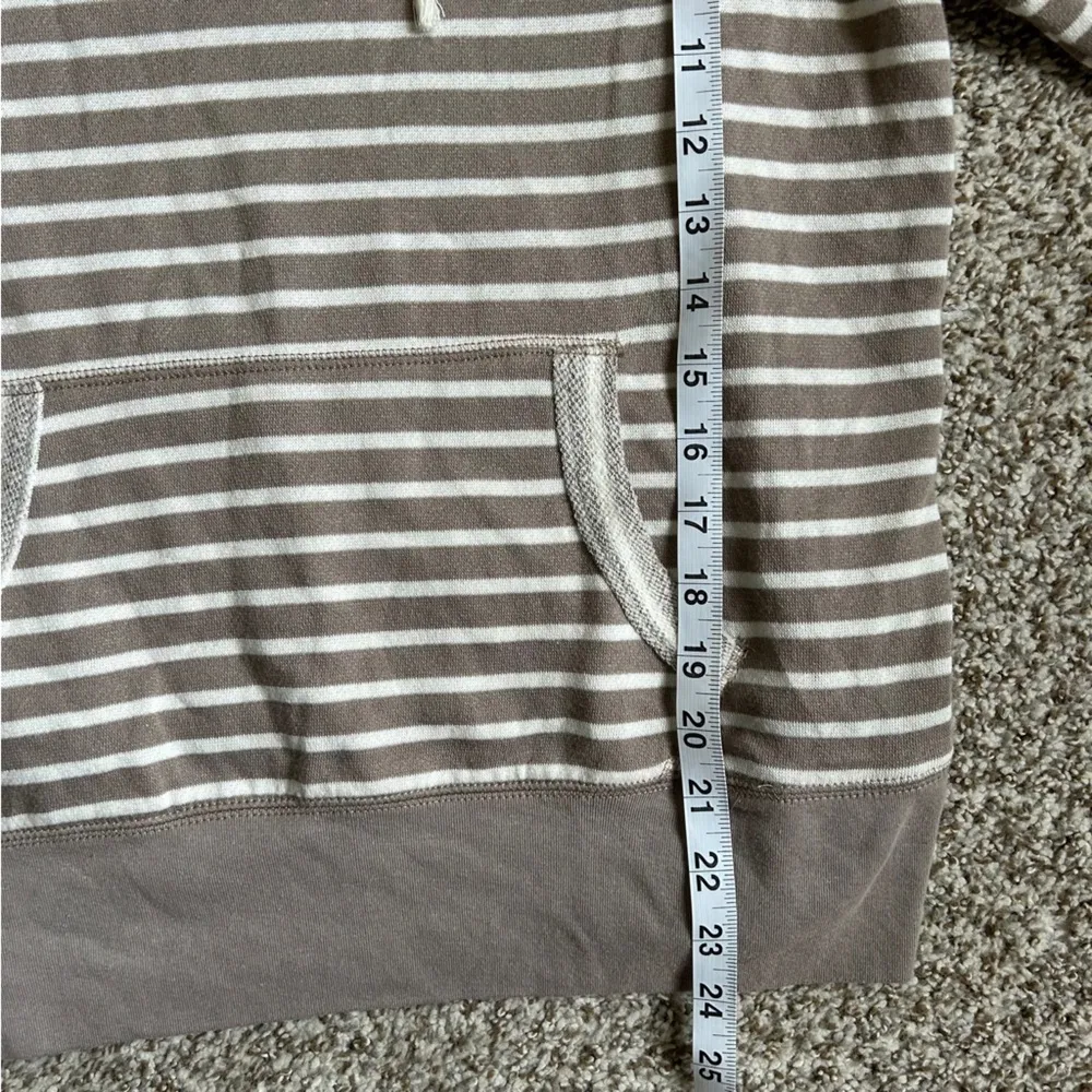 🦋NWT Sonoma Grey White Striped Hooded 3/4 Sleeve T-Shirt Sweatshirt Casual - Image 5