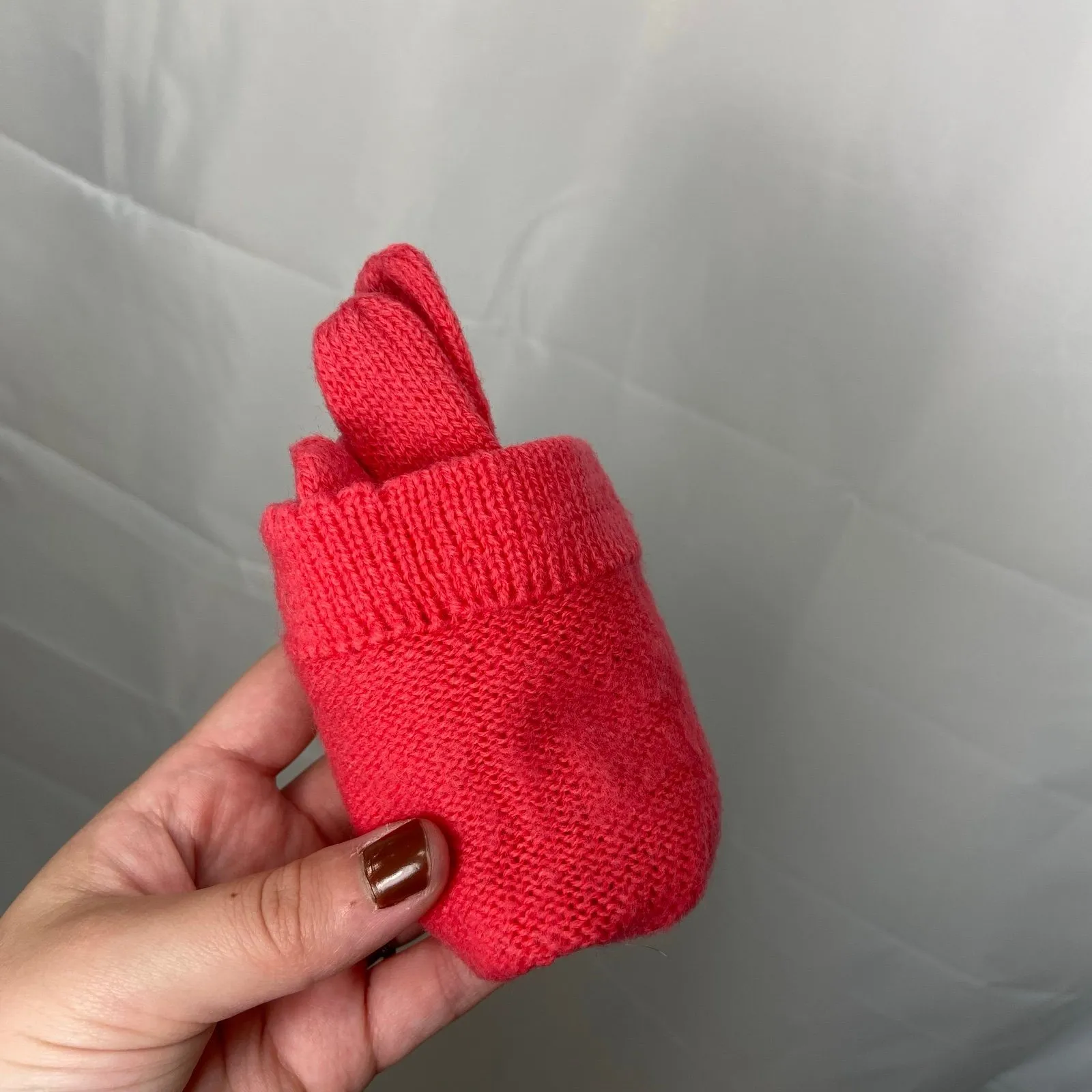 Women's reddish deep pink knit zig zag cuff warm winter gloves cold gear OS - Image 6