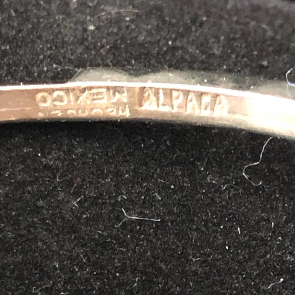 Vintage Mexican Alpaca Silver Bracelet Bangle - Image 5