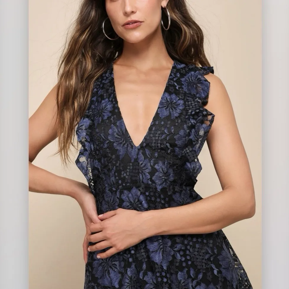 Lulus Molinetto Navy Blue Lace Ruffled Tiered Sleeveless Maxi Dress Size LARGE - Image 3