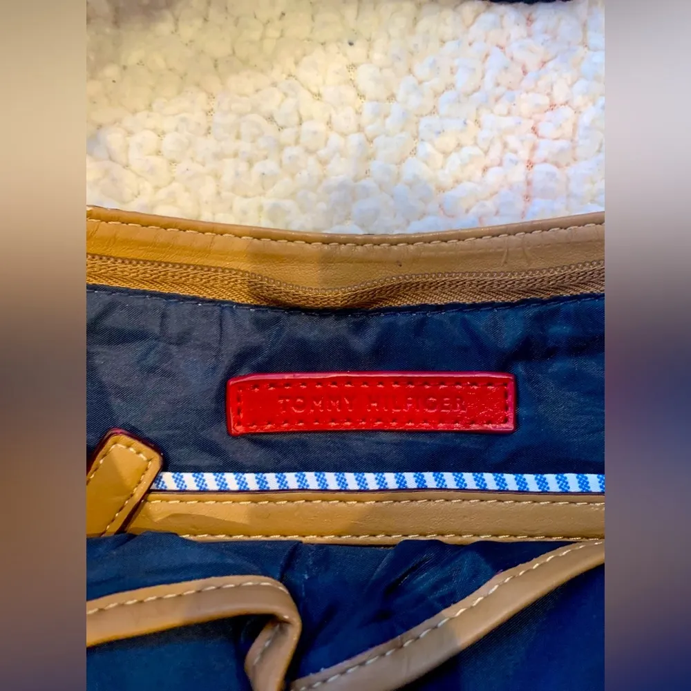 Tommy Hilfiger Bag - Image 3