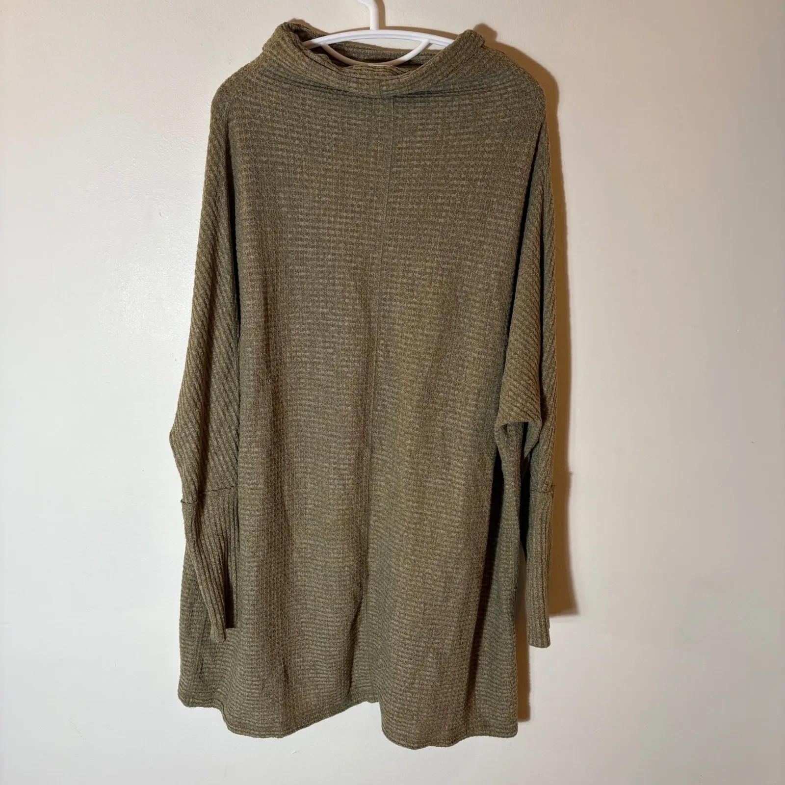 We The Free Kitty Thermal Army Green Oversized Pullover Sweater Size Large - Image 8