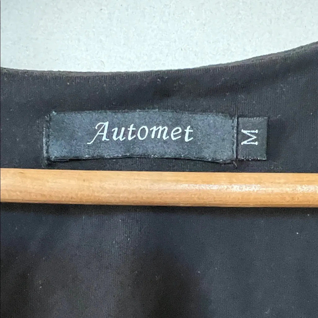 Elegant Black Sleeveless Bodysuit Size M - Image 2