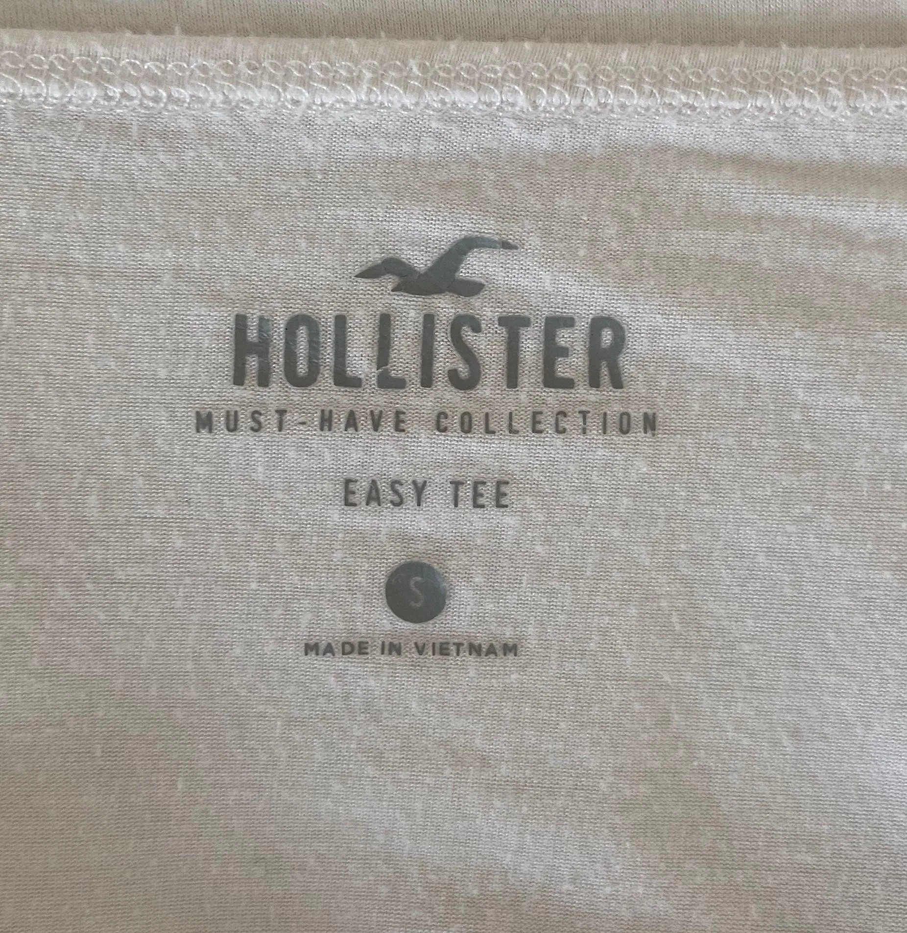 Hollister Plain White Tee - Image 2