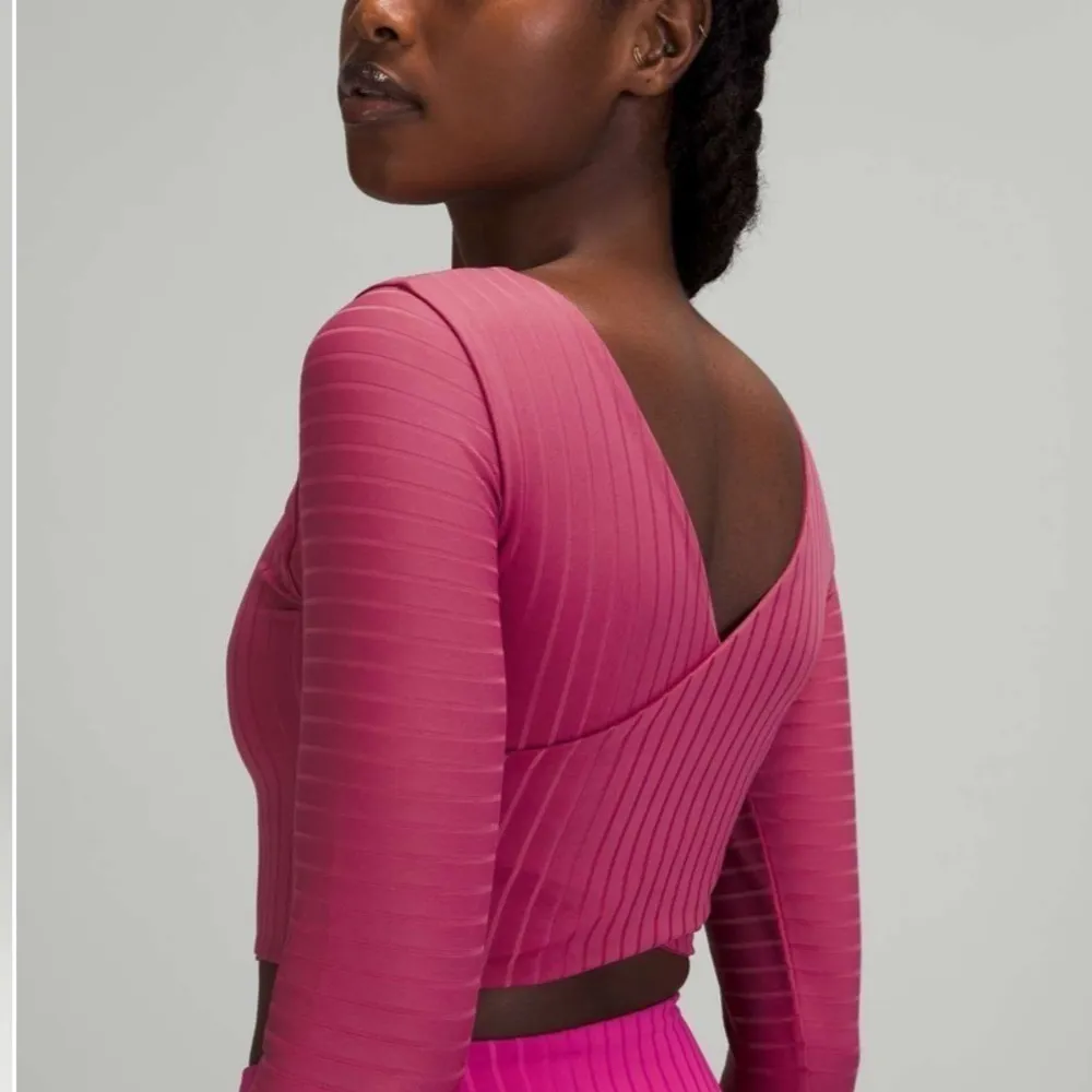 Lululemon  cropped long sleeve - Image 2