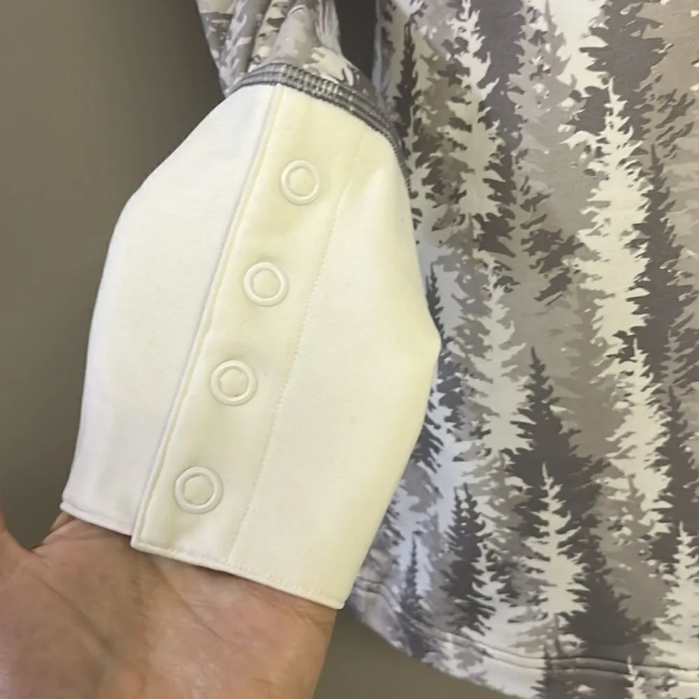 Under Armour Women’s Fitted Pullover W/ Long Sleeve Snap V-Neck & Sleeves- Med - Image 4