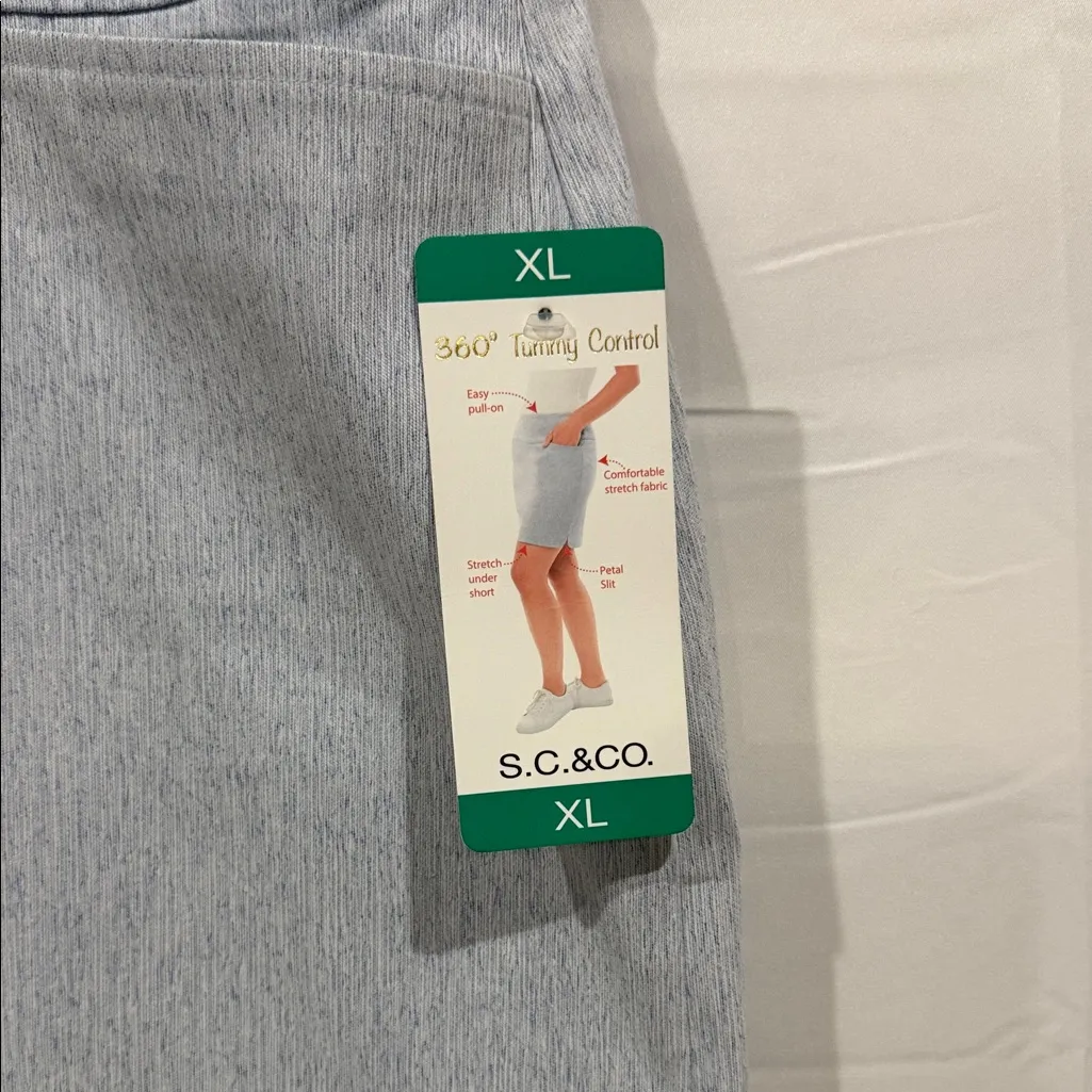 Chic Light Gray A - Image 2