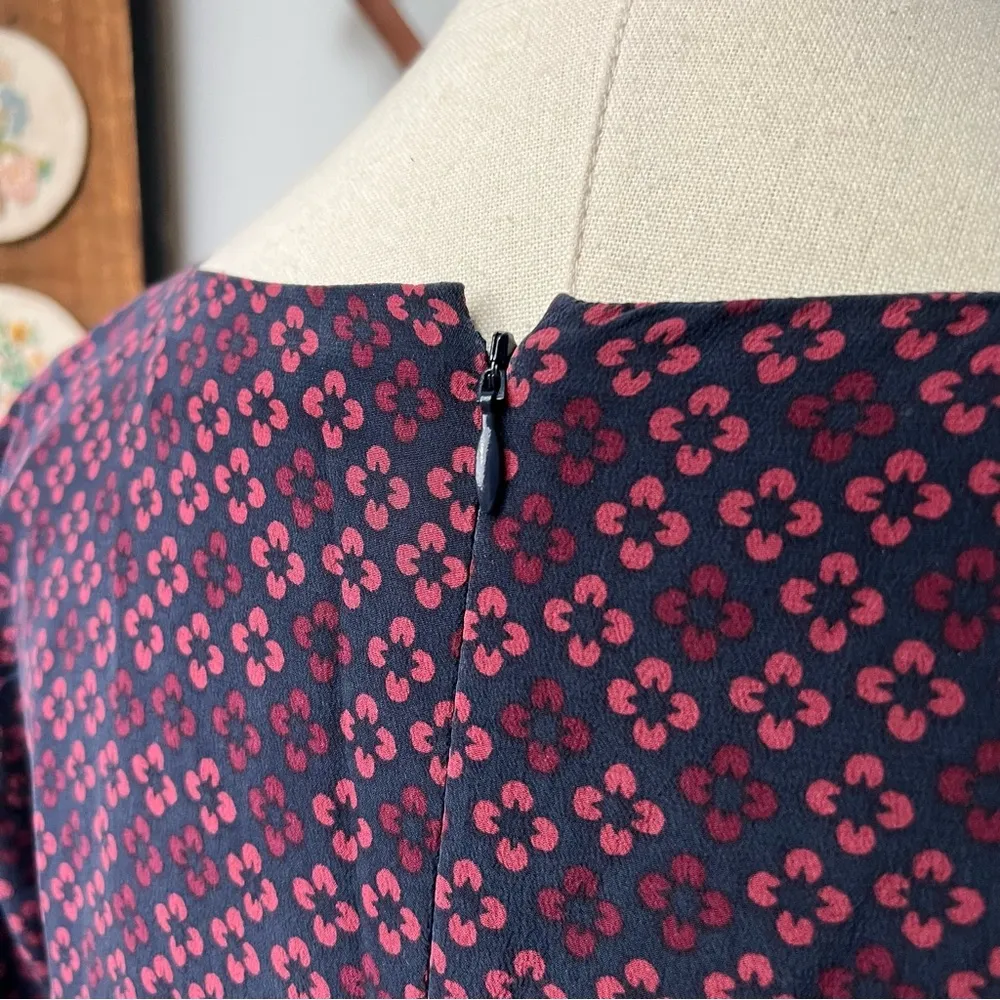 Silk Purple Bell Sleeve Shift Dress in Painted Clover size 6 Small - Image 5