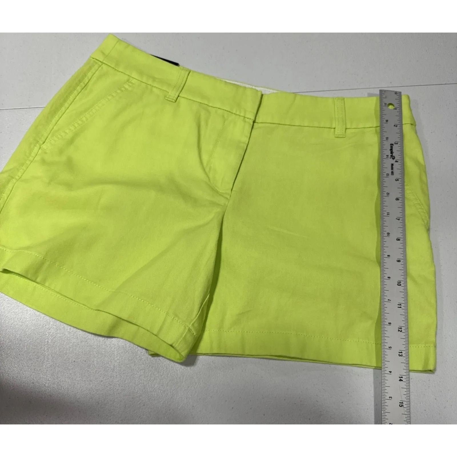 J. Crew Women’s Classic Chino Shorts 5” Inseam Size 8 Light Lime Green Preppy - Image 11