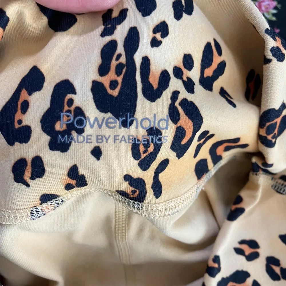 Fabletics Define PowerHold High-Waisted 7/8 Legging Yellow Leopard Size Small - Image 5