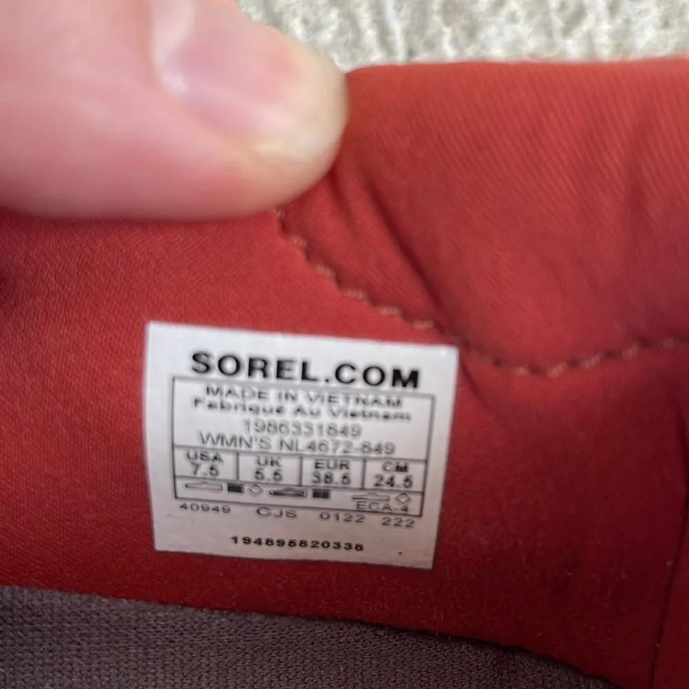 SOREL Explorer Blitz Stride Lace Sneaker sz 7.5 Pink Coral Orange - Image 4