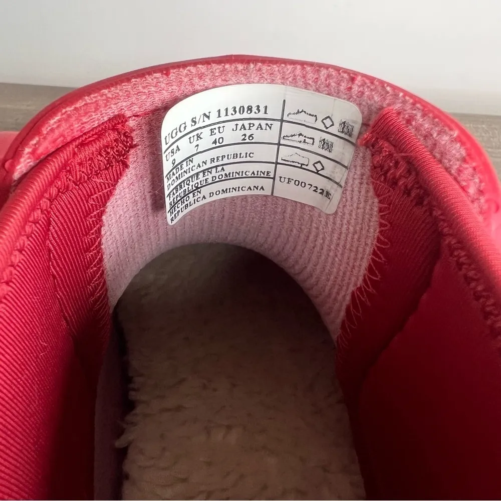 Ugg Droplet Waterproof Samba Red Women's Boot Size 9 #B1587 - Image 8