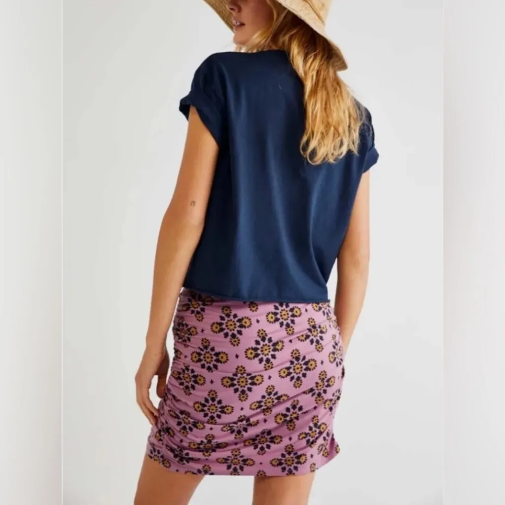 FREE PEOPLE Purple Floral Mini Skirt Stretch Blue Yellow Size Medium NWT - Image 3