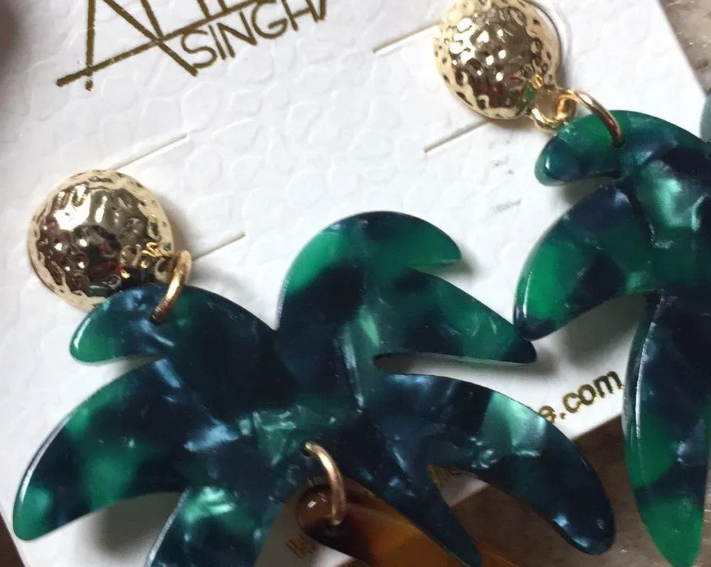 Amrita Singh palm tree earrings - Image 3