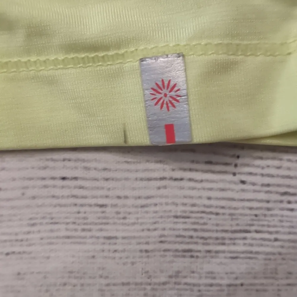 Tangerine yellow half zip hooded pullover size medium - Image 2