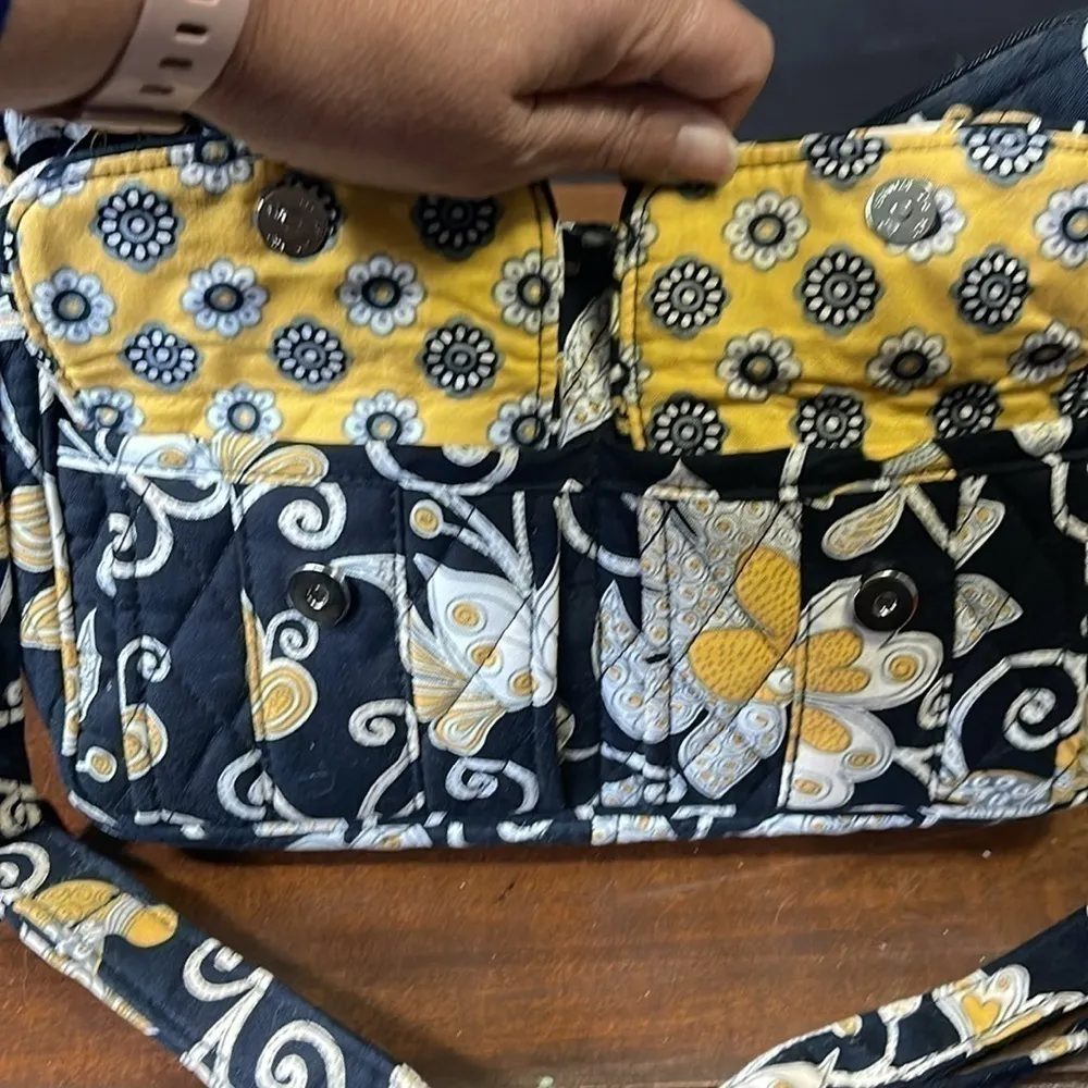 Vera Bradley Yellow Bird retired pattern purse 11in wide 6 1/2 tall - Image 6
