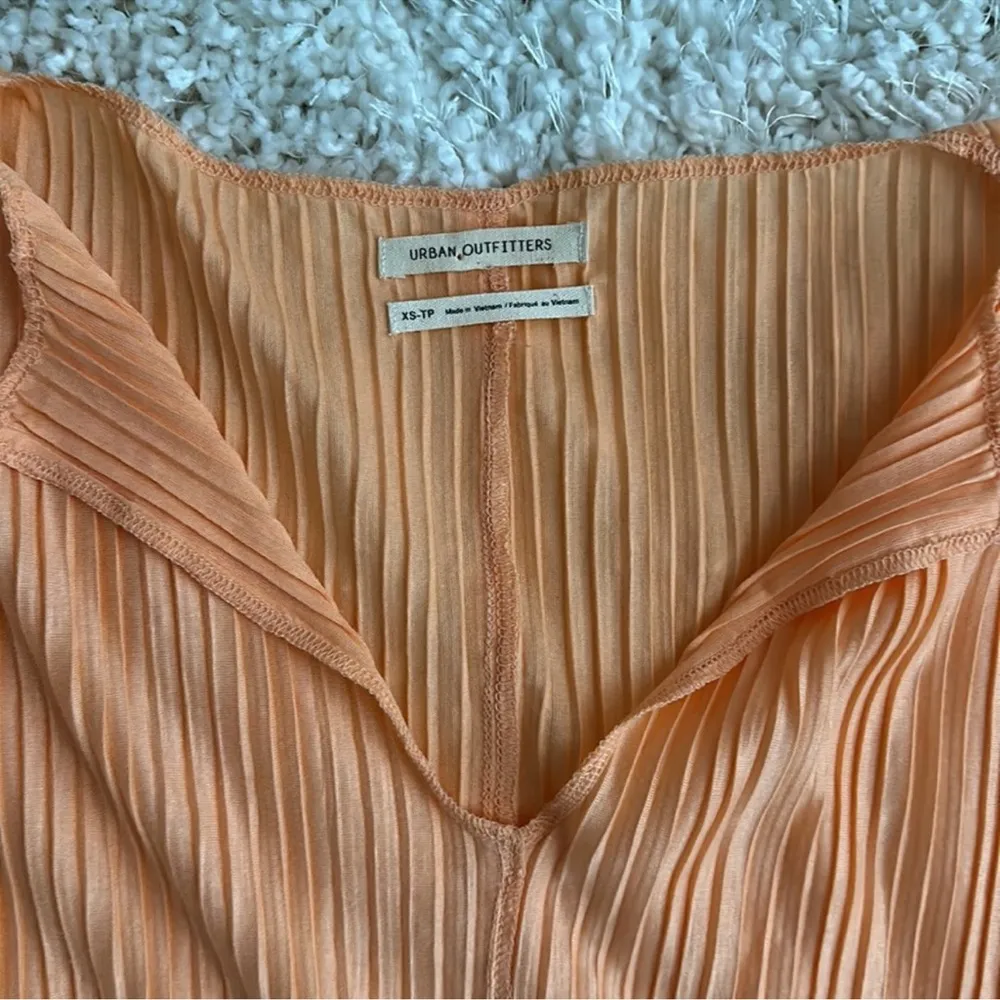 Urban Outfitters Marietta Notch Neck Top Creamsicle Orange Size XS Oversized - Image 4