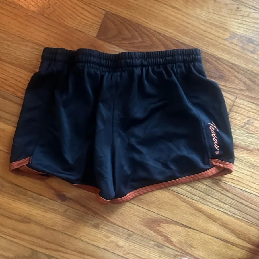 Colosseum Texas Longhorns Athletic Shorts – Black/Orange Trim, Size M - Image 5