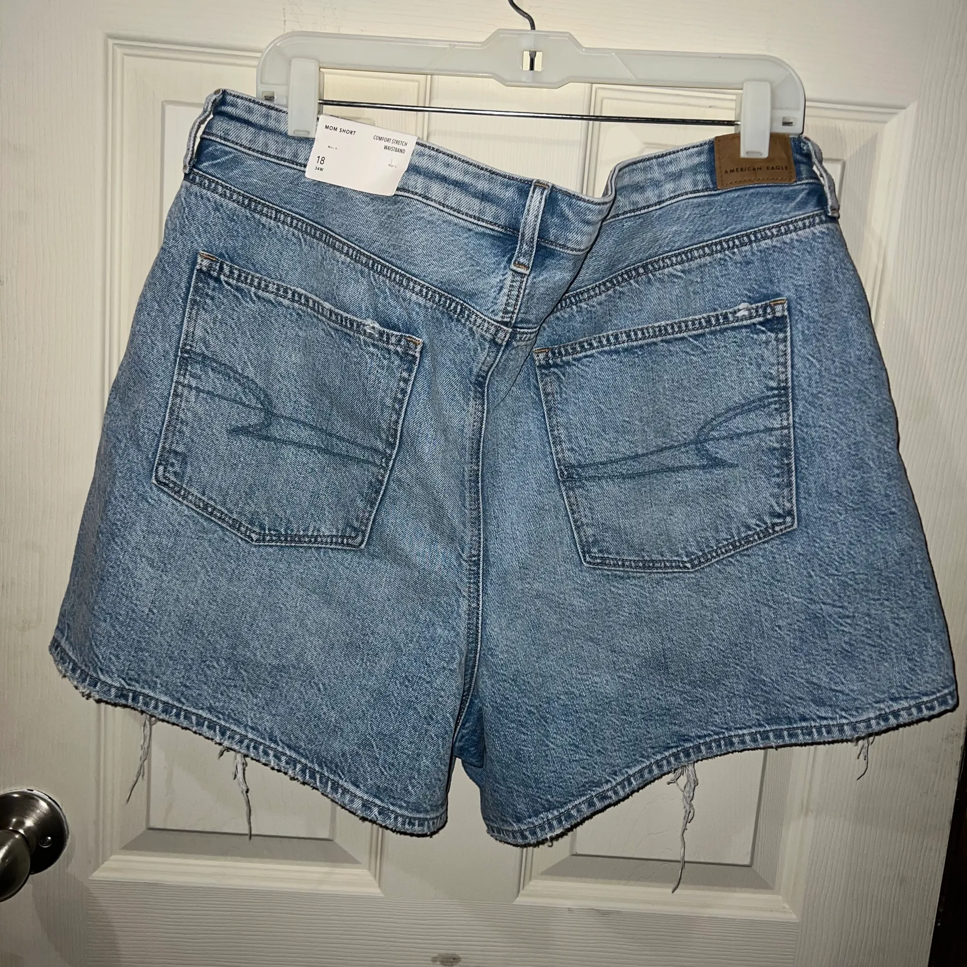 American Eagle Mom Short - Image 3