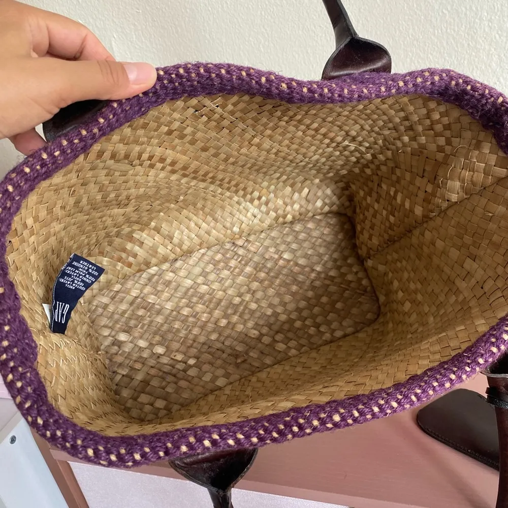GAP Jute - outer layer woven palm leaf inner layer and brown leather straps - Image 3