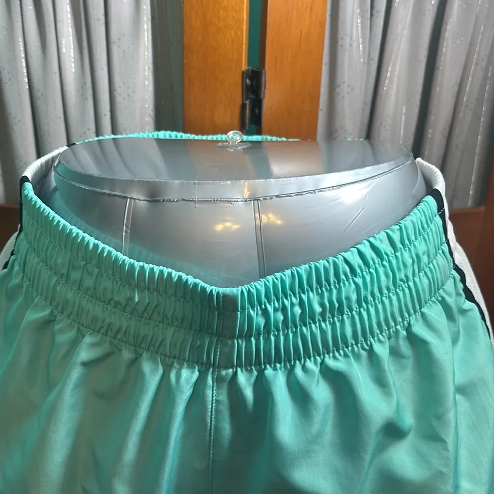 Zone Pro Green, Athletic Shorts Lightweight Comfort - Image 2