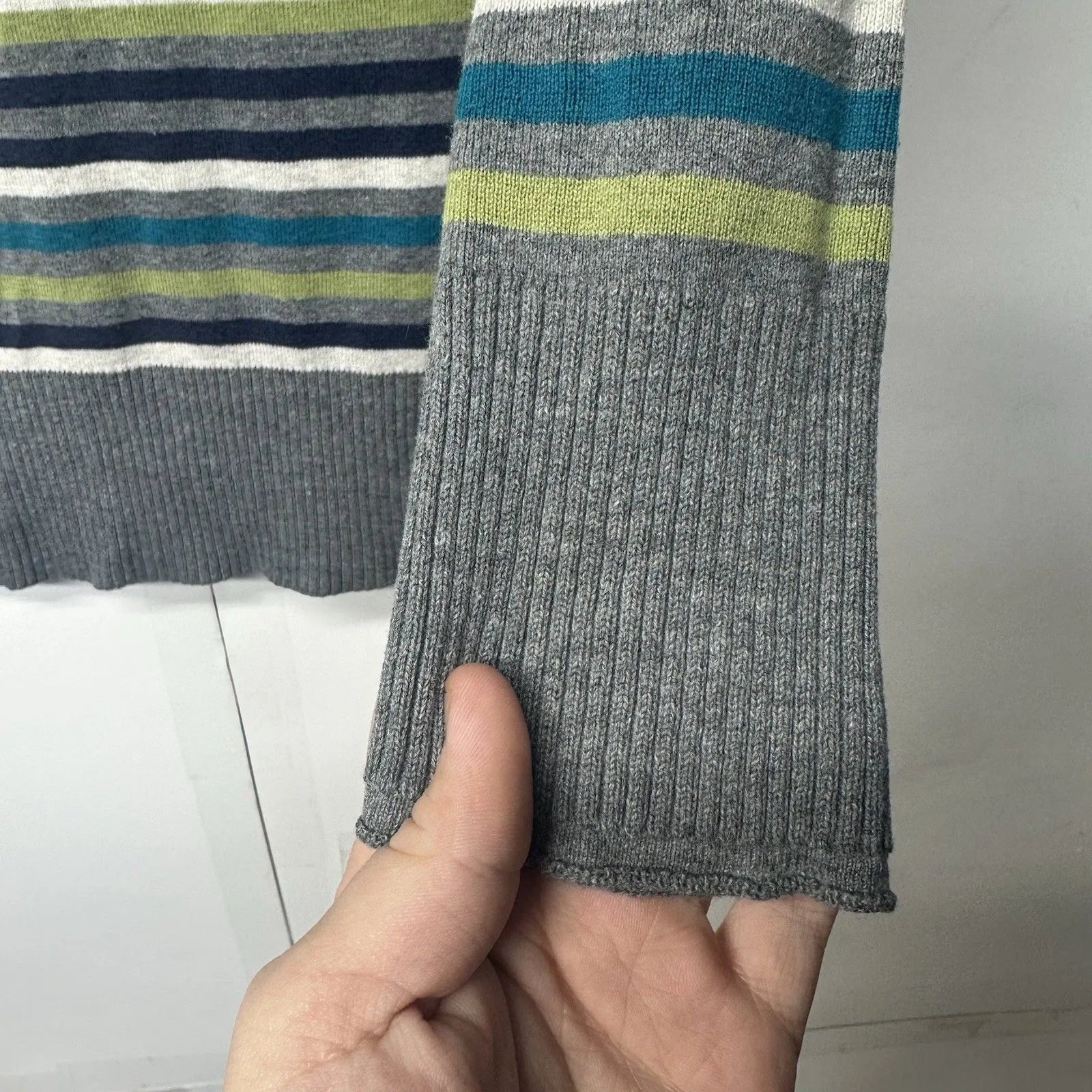 Aéropostale Women’s Large Striped V Neck Sweater Long Sleeve Knit T - Image 7