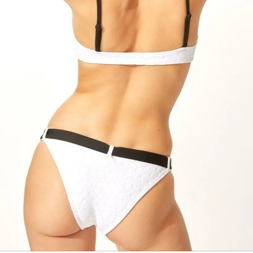 Solid & Striped Rachel Belted Bikini Bottom White Embossed Floral- Size Medium - Image 2