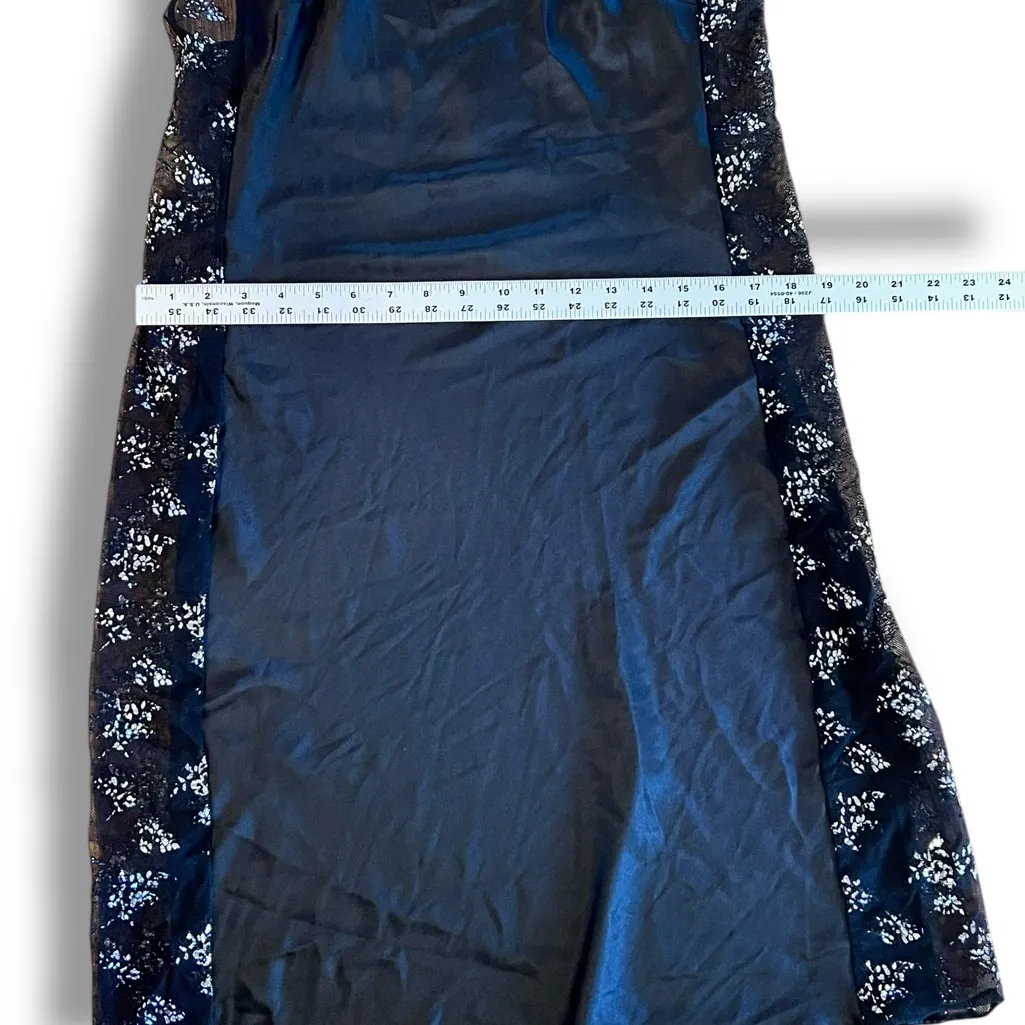 Victoria Secret Intimates L Black Embroidered On Lace See Thru Sides Sexy NEW! - Image 5