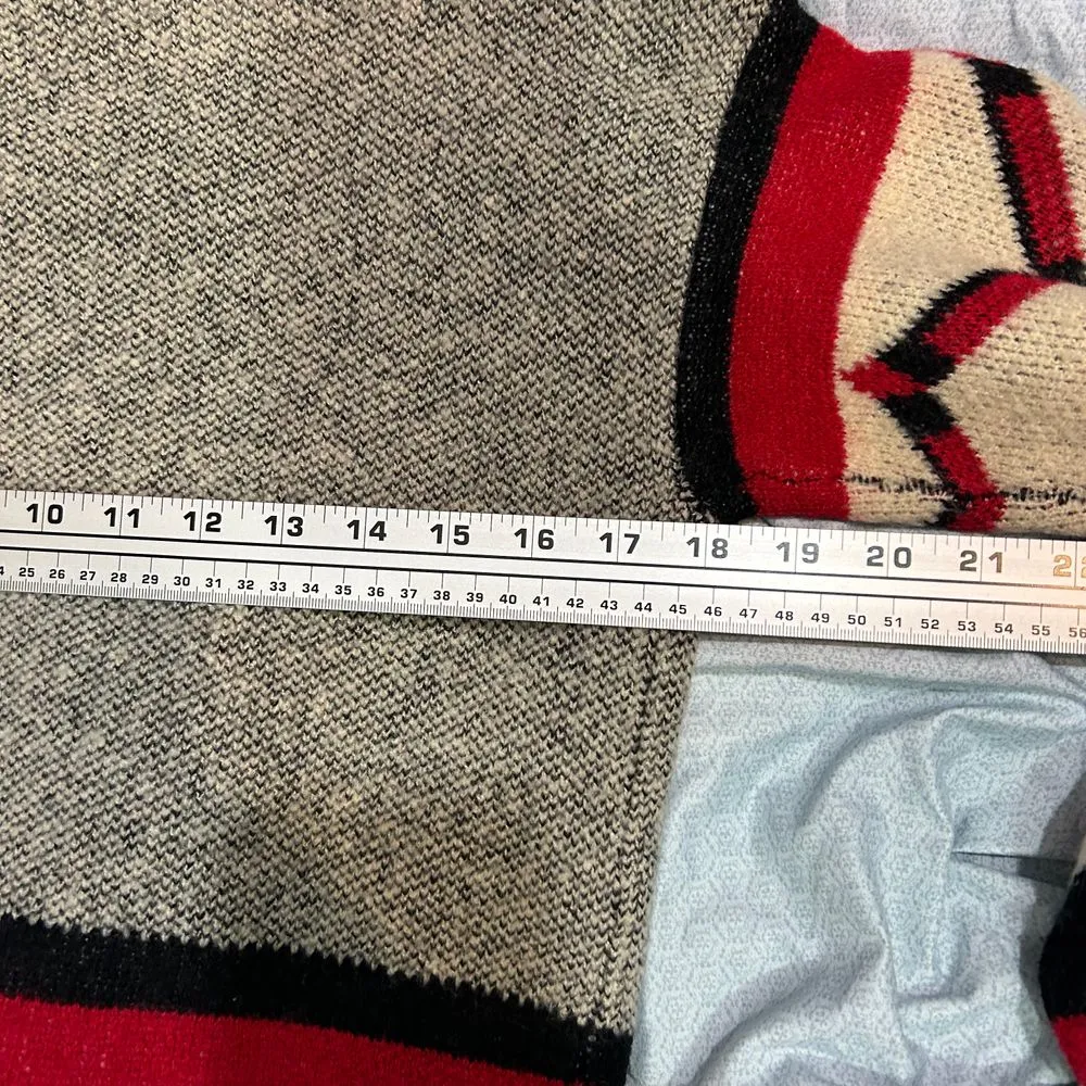 BCBGMaxazria Aztec Pattern Long Cardigan Sweater Open Front Knit‎ Womens Small - Image 9