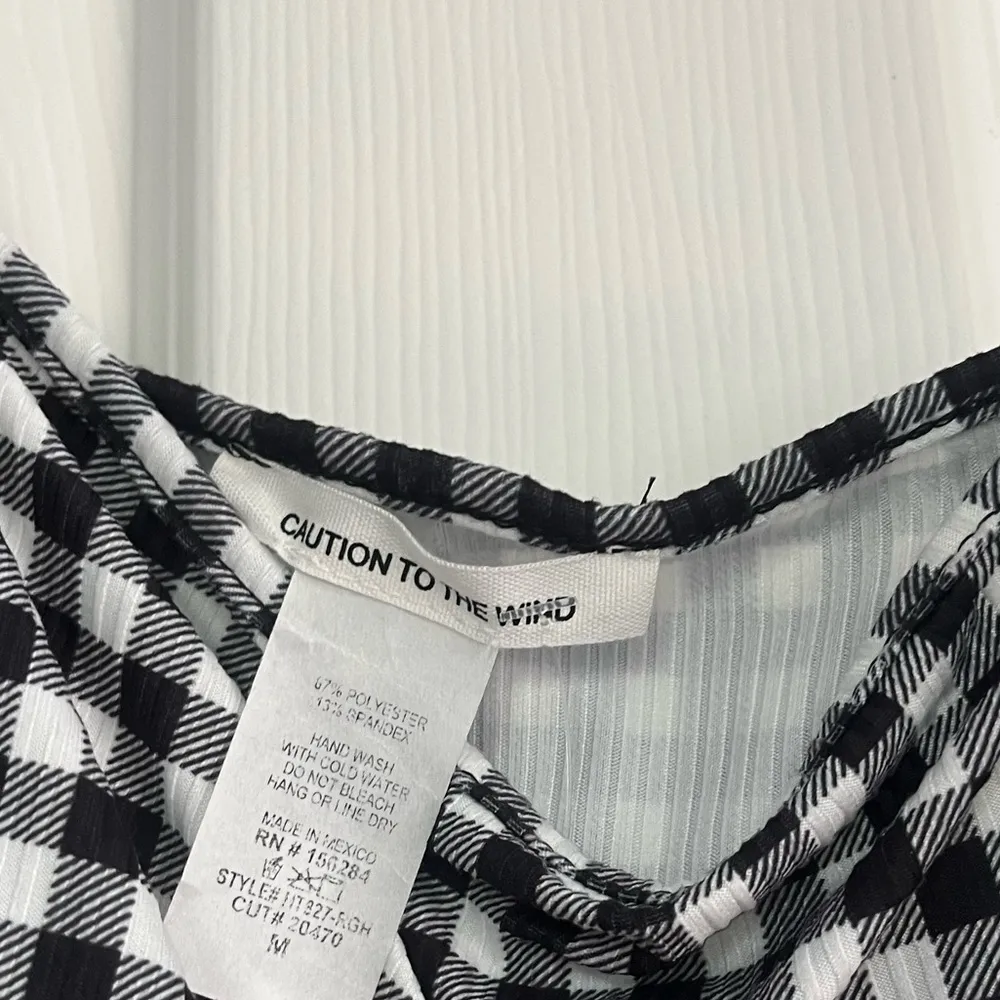 💝Gingham plaid cutout cami crop top💝 - Image 3