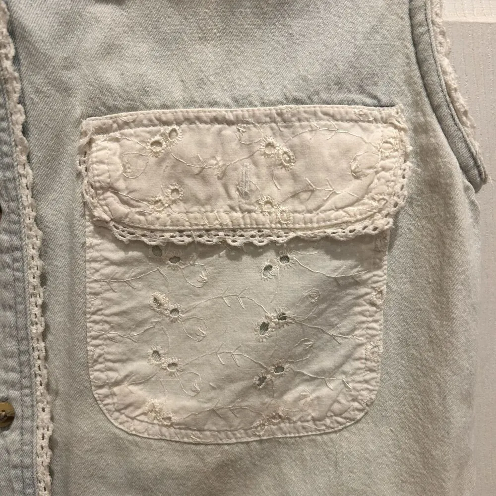 VTG Cotton Express Sleeveless Button Down Denim Shirt Women Medium White Lace - Image 2