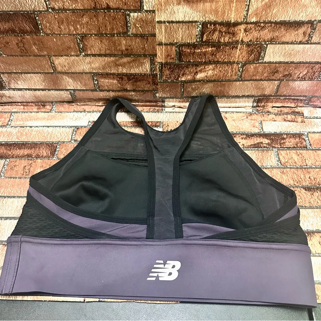 New Balance Black Sports Bra size M - Image 8