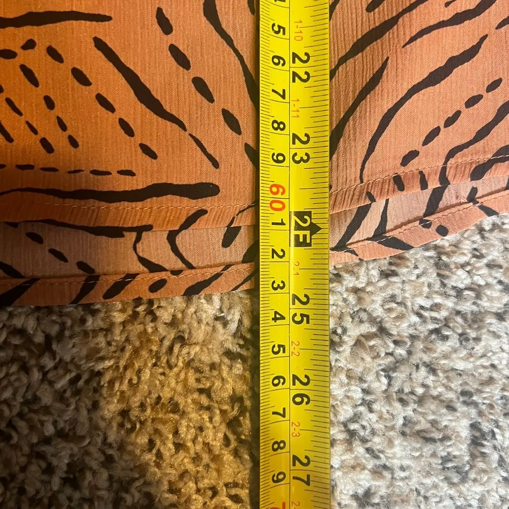 Nine West Abstract Tiger Print V-Neck Short Sleeve‎ Blouse Brown & Black XL - Image 4