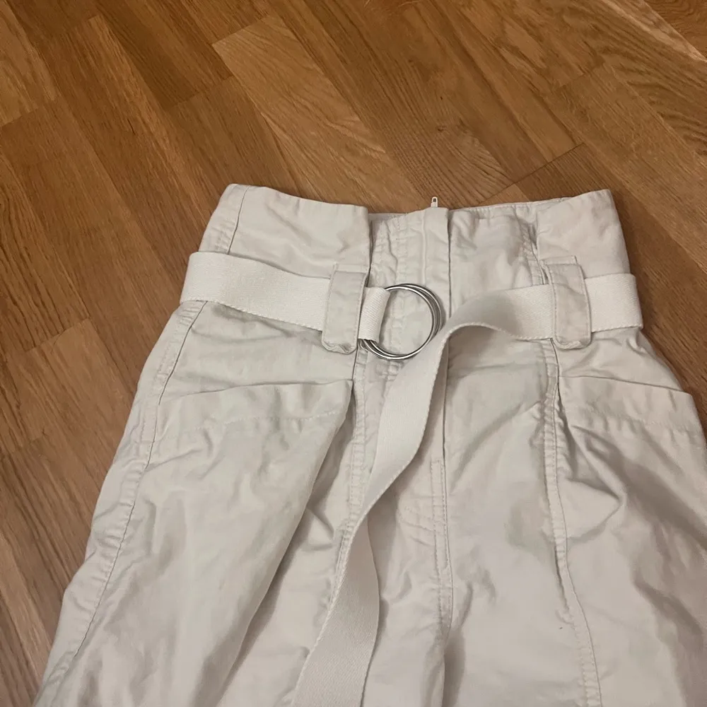 IRO Masit paperbag-waist cropped trousers - Image 11