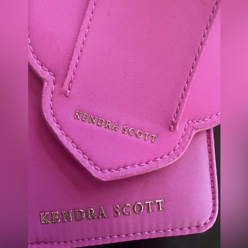 Kendra Scott Luggage Tag and Passport Holder in Pink NWT - Image 3