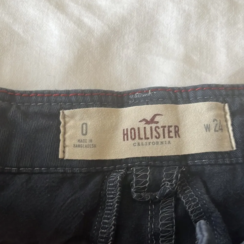 Hollister | Chino Navy Blue Short Shorts 0 - Image 3