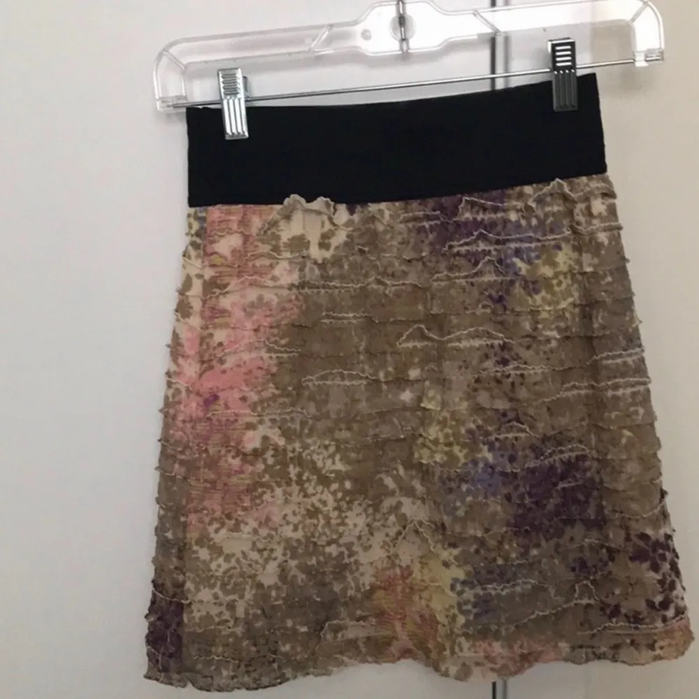 BANDED TIERED SKIRT - Image 9