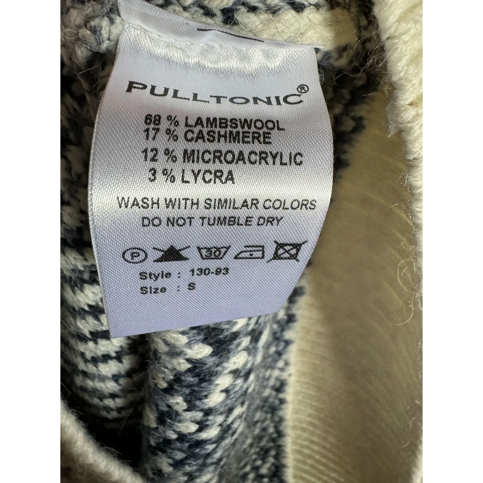 Pulltonic Womens Sweater Sz S Wolf Blue Eyes Cream Trim NEW Cashmere Blue - Image 9
