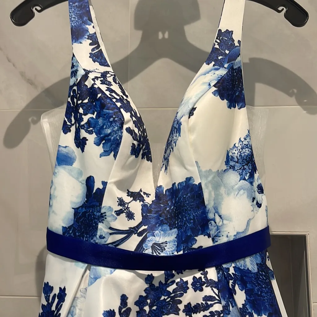 Glamour by Terani size 2 Couture Sleeveless V-Neck Floral Print Ball Gown dress - Image 9