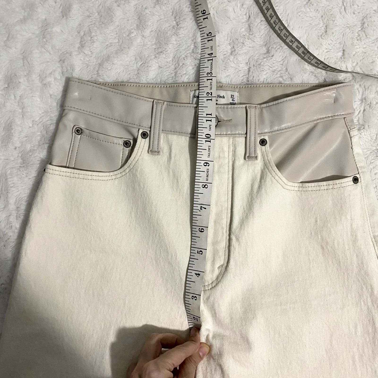 Abercrombie & Fitch Cream Mixed Fabric The 90s Straight High Rise Jeans 27/4R - Image 7