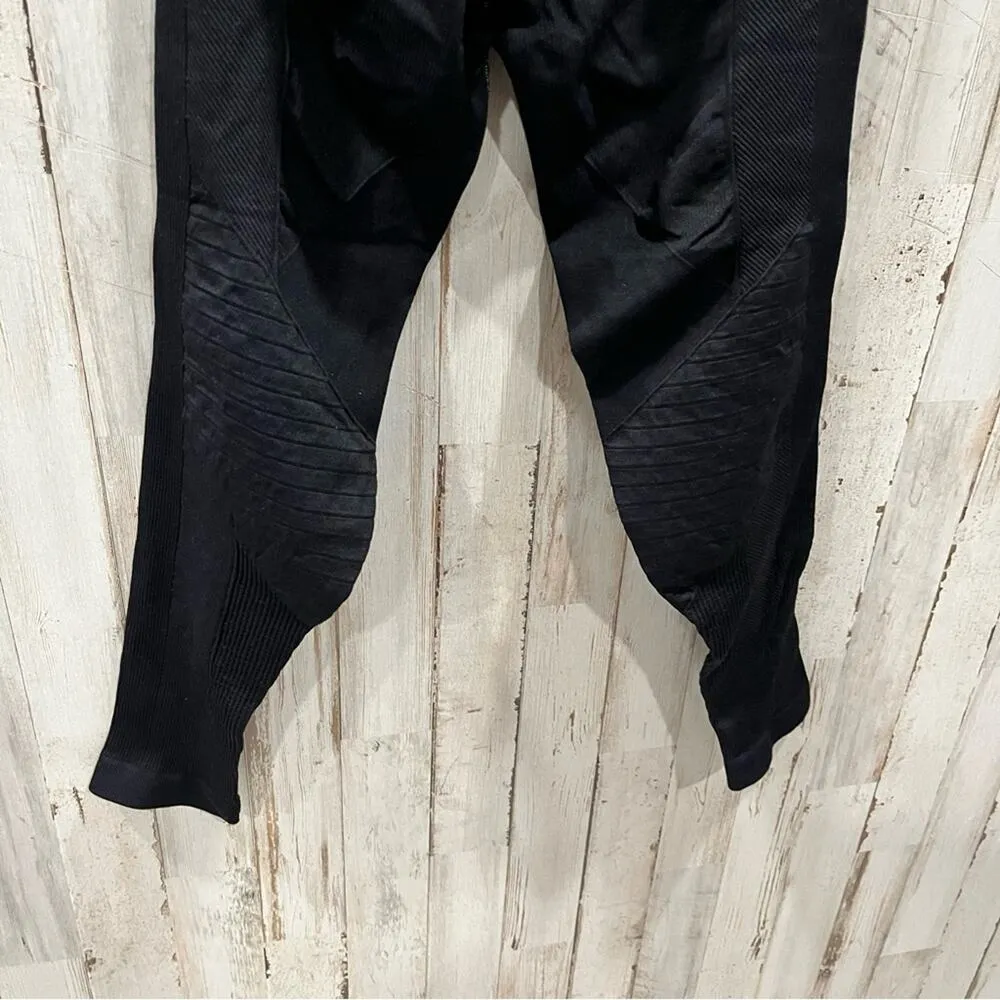 NWOT Free People Movement Black Cropped Moto Leggings - Image 6