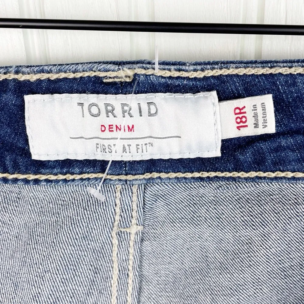 Torrid Slim Boot Jean Vintage Stretch Medium Wash Denim Women's Plus Size 18R - Image 6