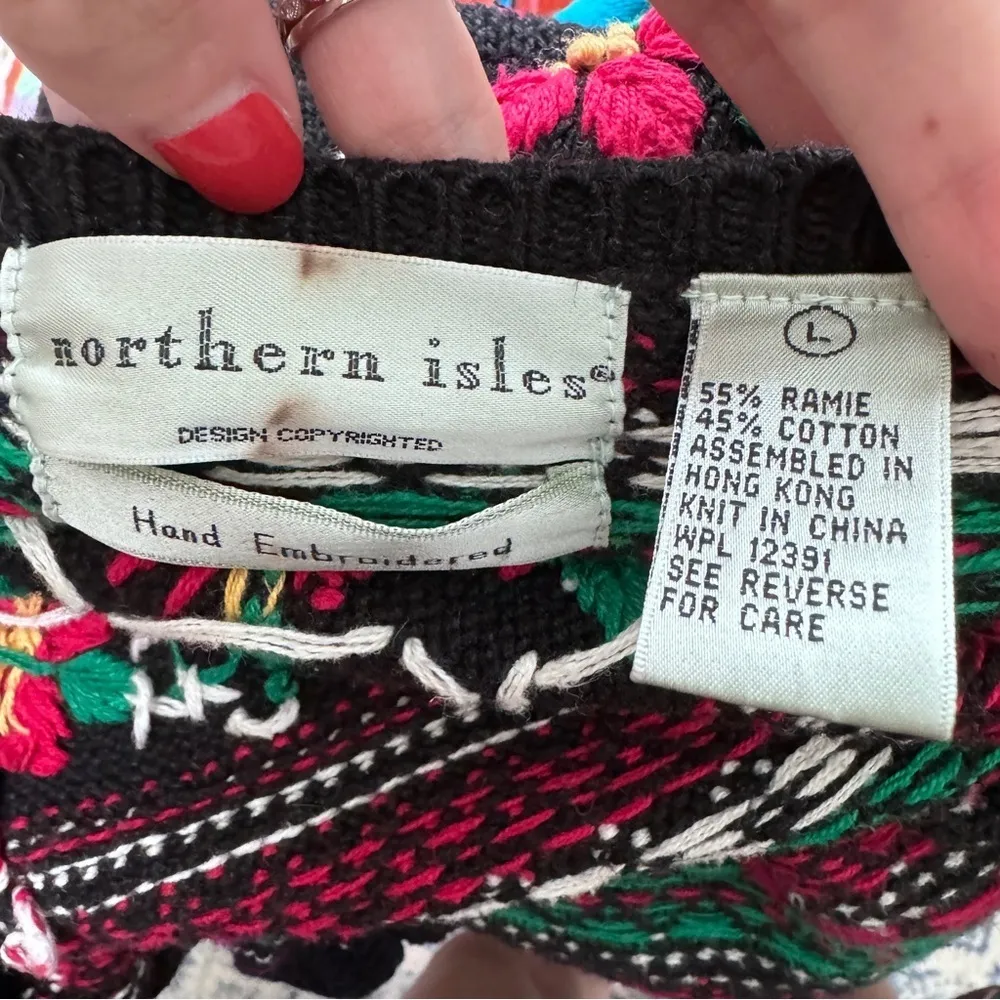 Northern Isles Hand Embroidered Knit Poinsettia Sweater Cardigan Vintage Holiday Black Size L - Image 4