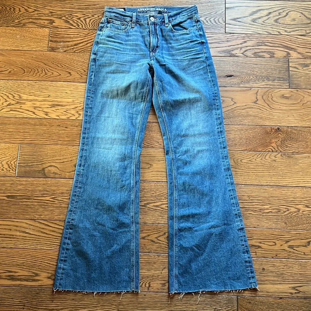 American Eagle High Rise flare jeans Size 2 long C16 - Image 2