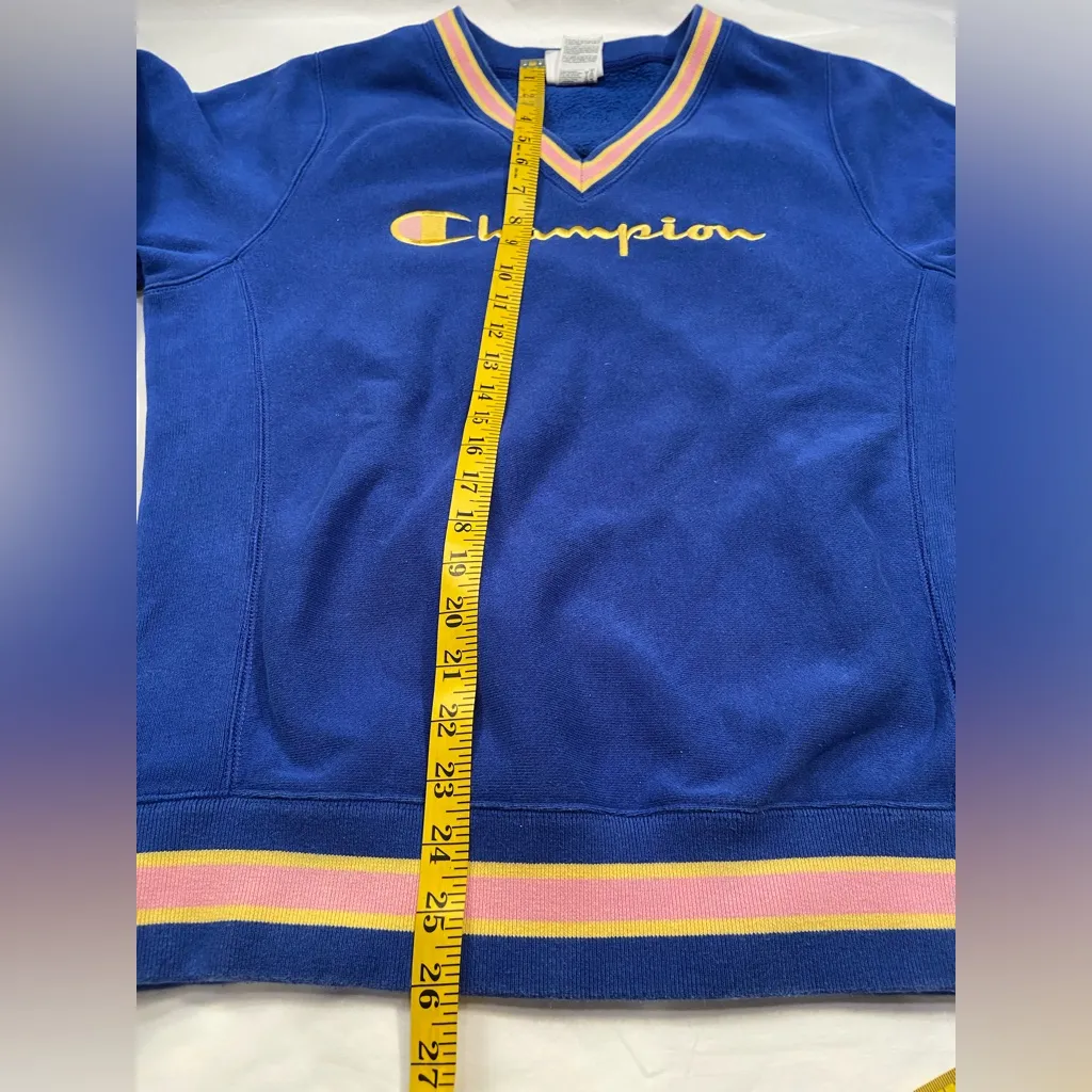 Champion x Urban Outfitters‎ Heritage V - neck sweatshirt, size small - Image 5