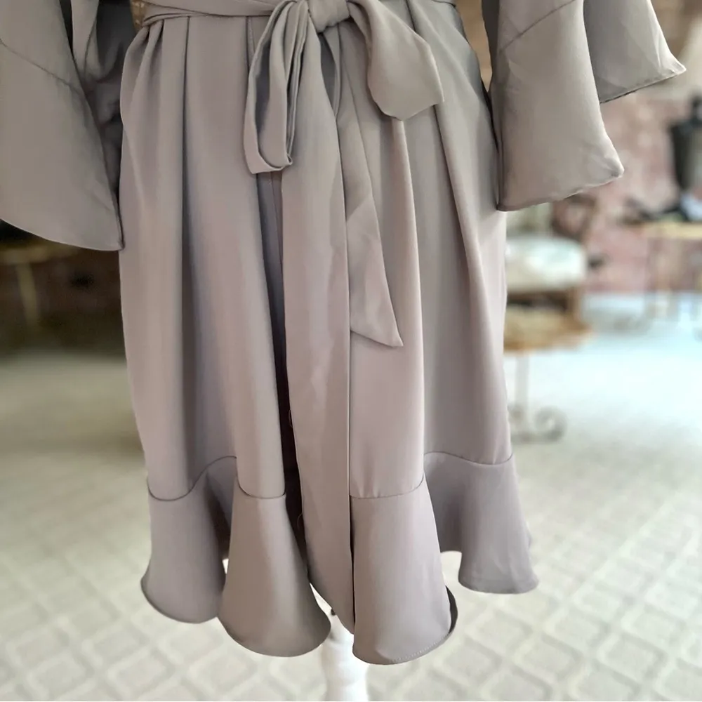 Birdy Grey Kenny Robe Grey Ruffle Kimono Sleeve Belted XS/X Bridal Party - Image 5